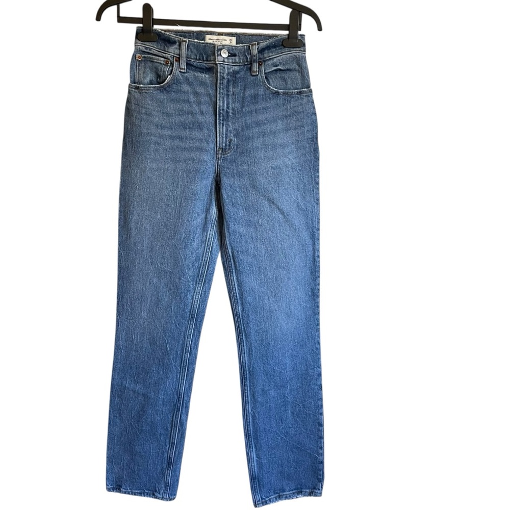 Abercrombie & Fitch 90”s Relaxed High Rise Inside Ankle Slits